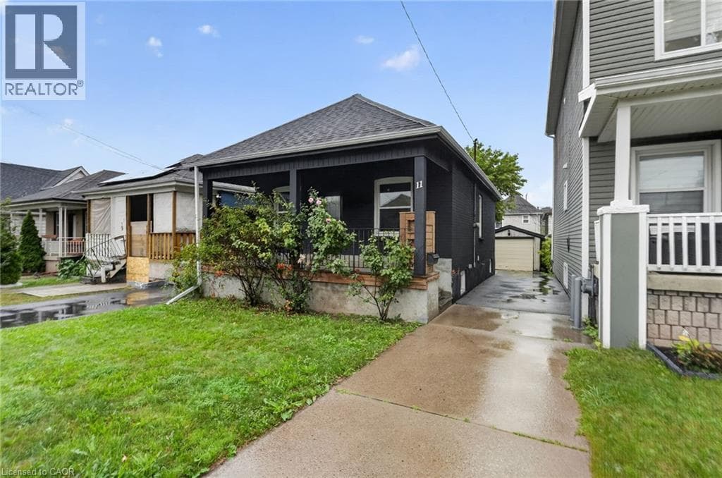 11 CRAIGMILLER Avenue