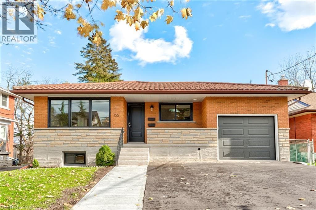 155 DOON Road Unit Upper