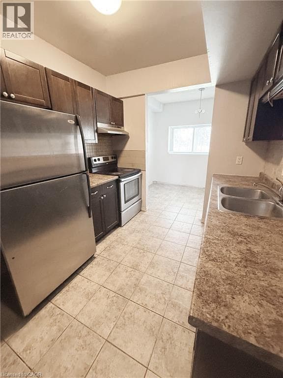 283 FAIRWAY Road North Unit 90