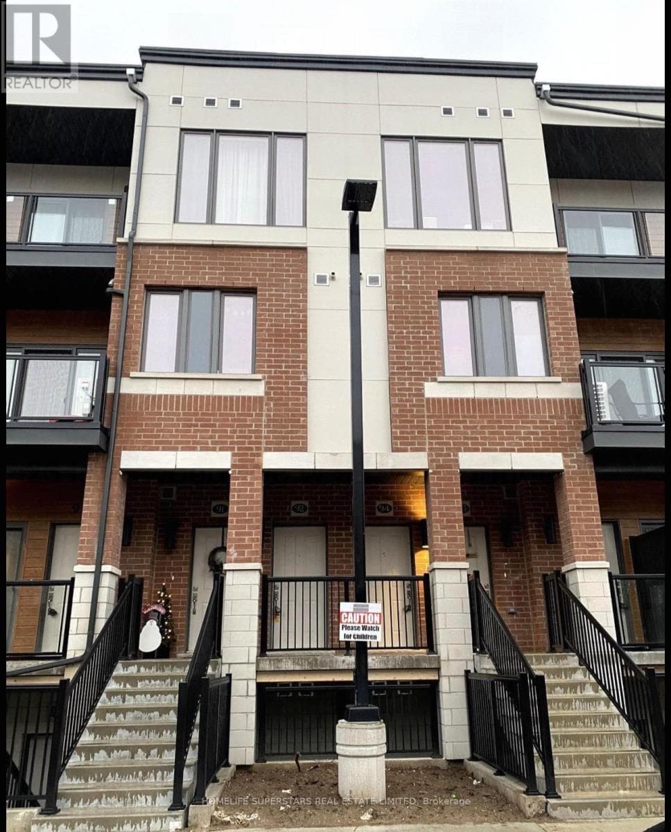 25 Isherwood Avenue West Unit 92