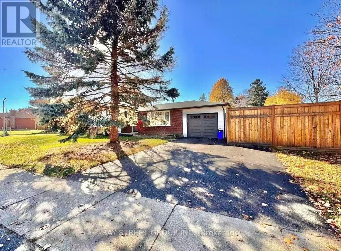 49 Howland Drive
