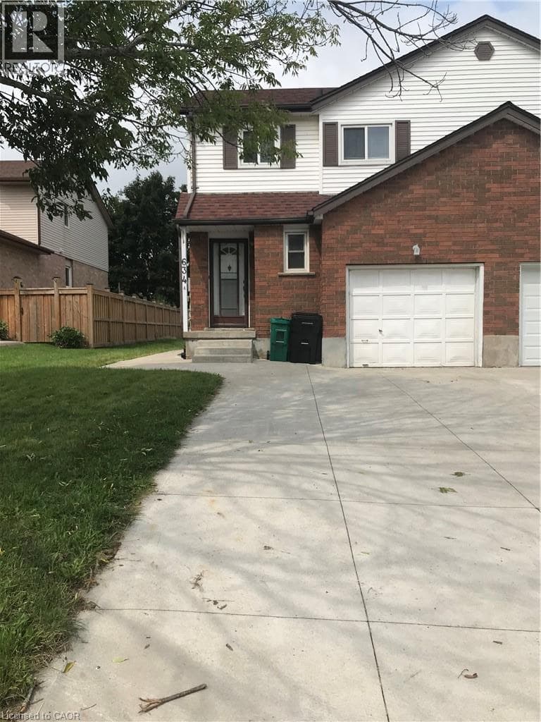 634 Northeast PINEROW Crescent