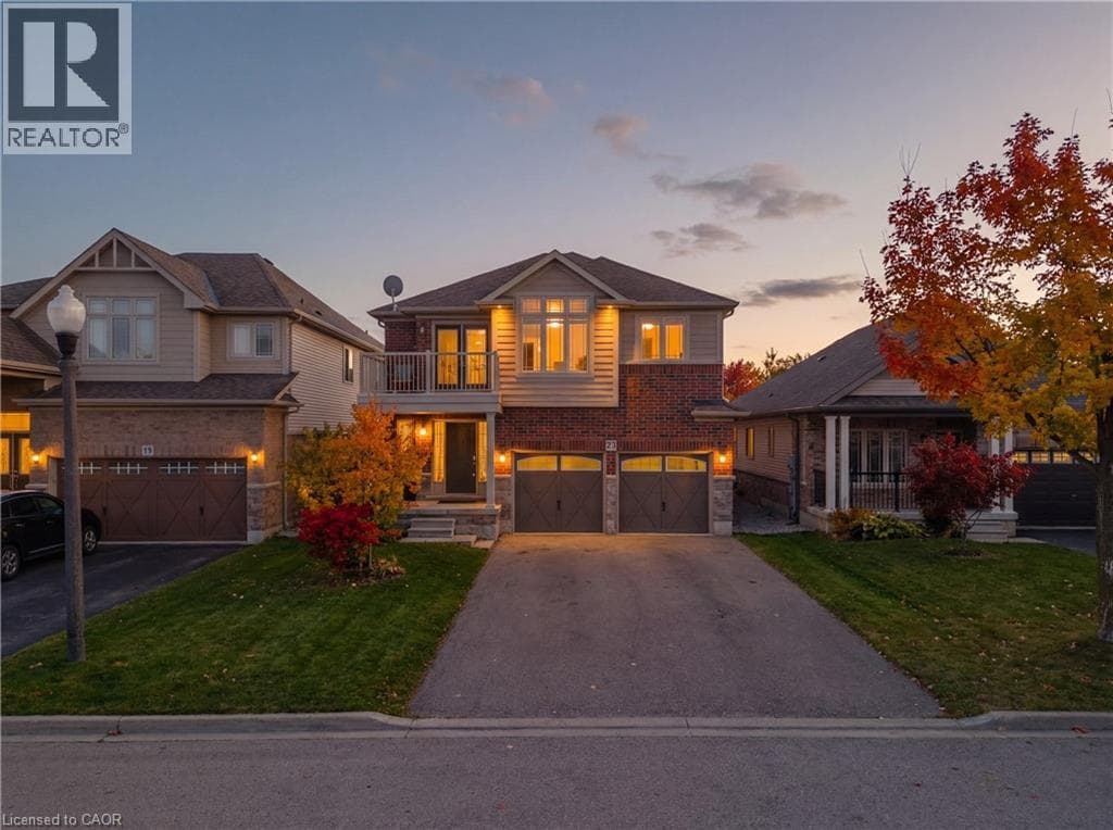 23 DOON CREEK Street