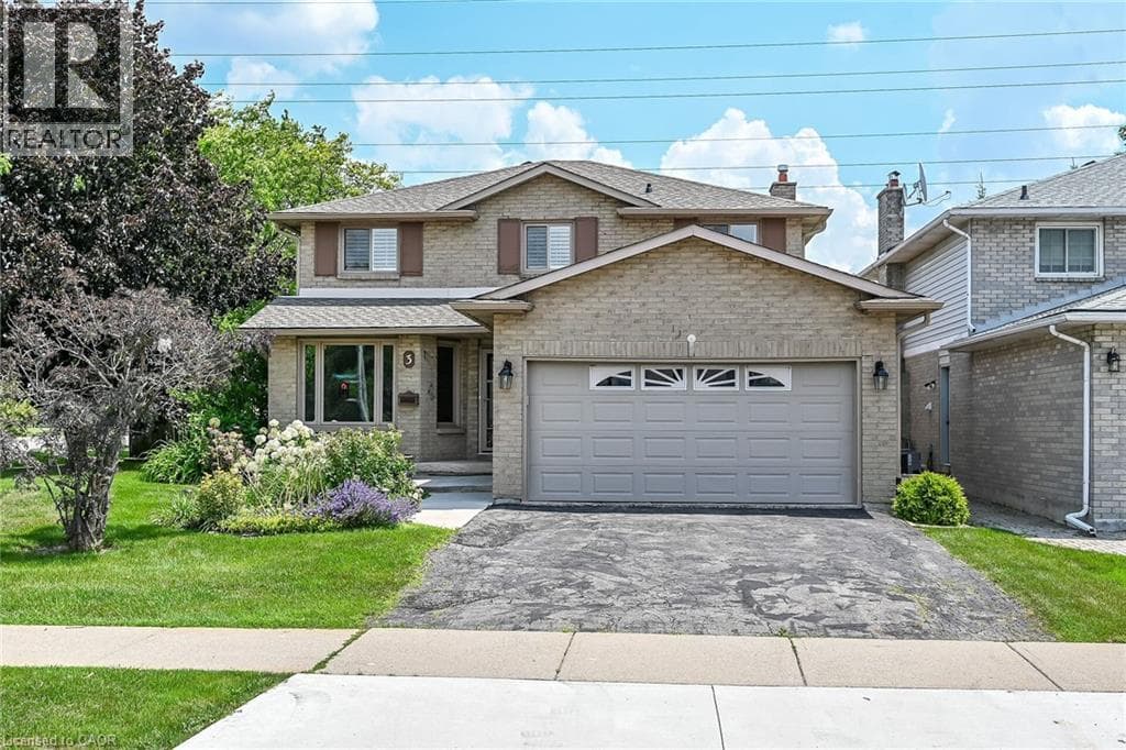 3 RIDGEMOUNT Drive