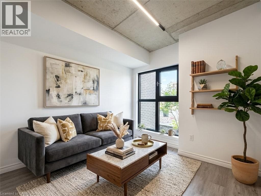 1430 HIGHLAND Road West Unit D4