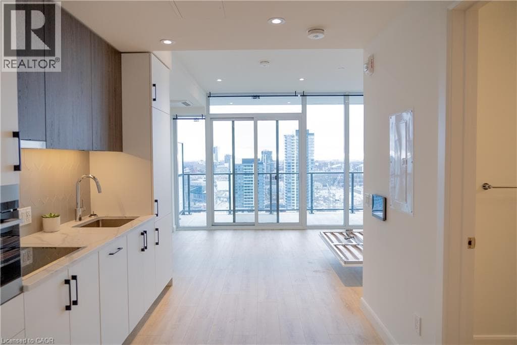 741 KING Street West Unit 1810