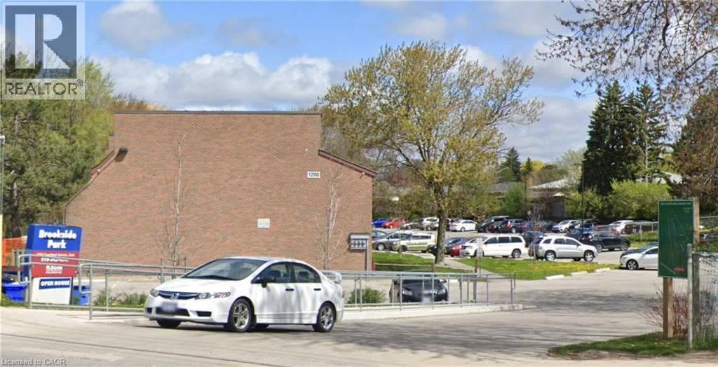 1200 COURTLAND Avenue East Unit 30