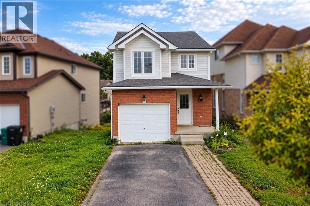 699 LAURELWOOD Drive