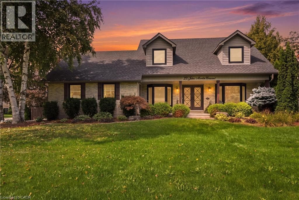 27 JOHN MARTIN Crescent