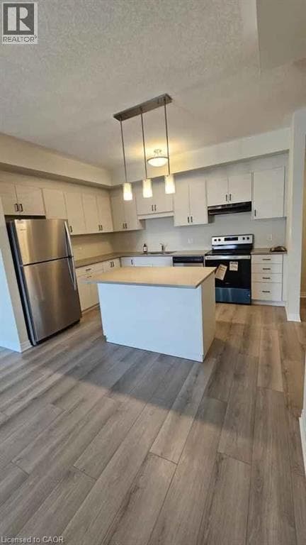 25 ISHERWOOD Avenue Unit A16