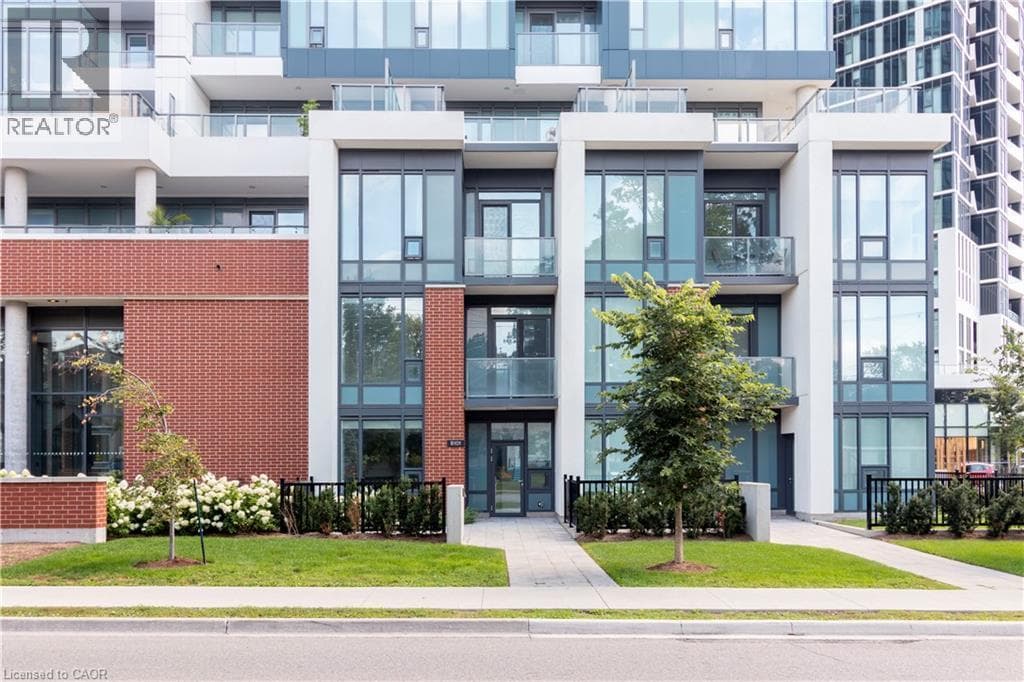 15 WELLINGTON Street South Unit 101