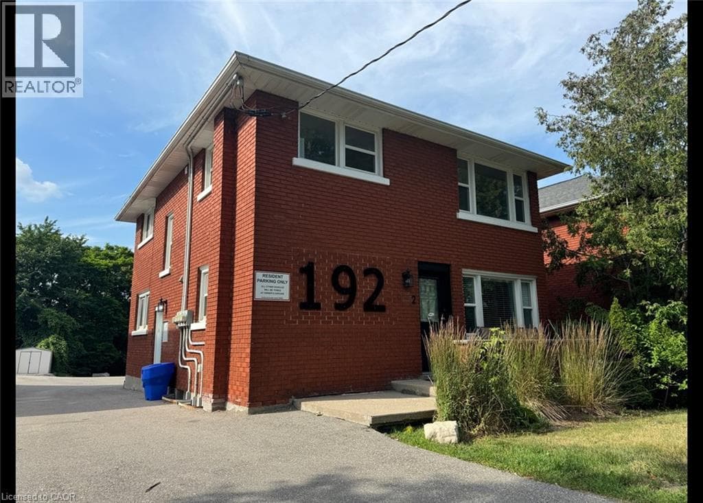 192 ALLEN Street East Unit 1