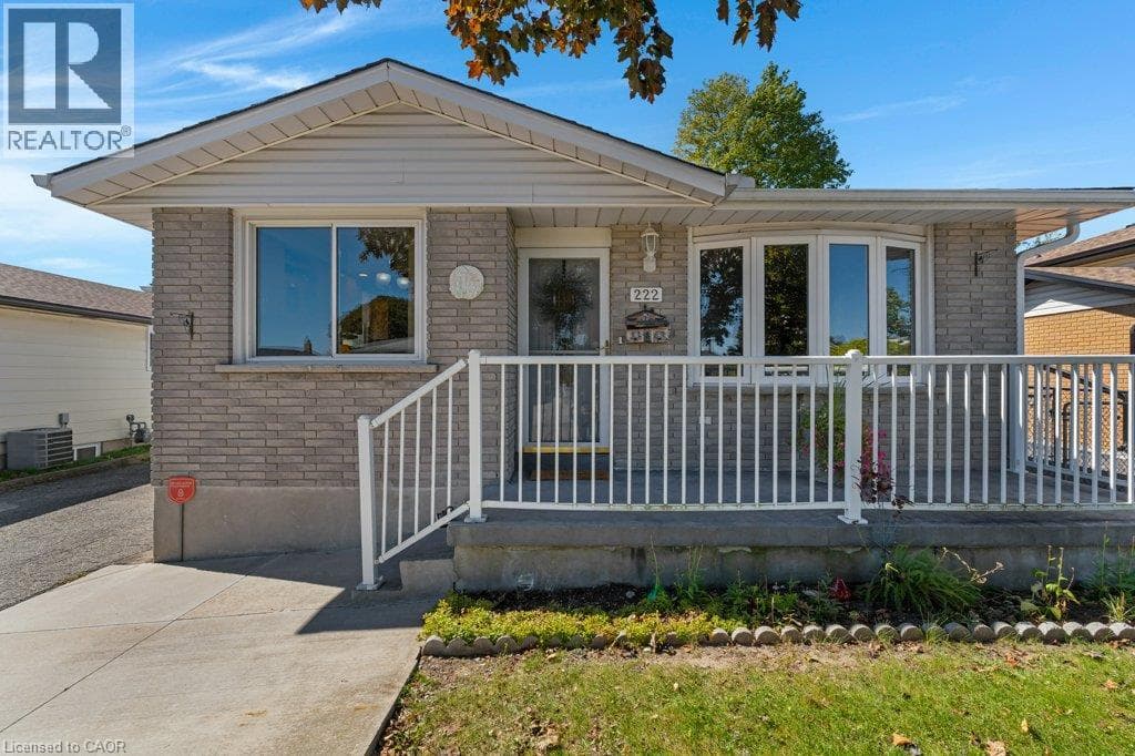 222 THUNDERBIRD Drive