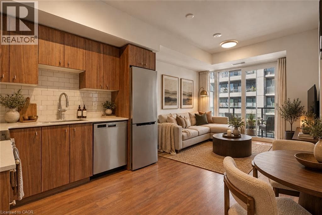 15 WELLINGTON Street South Unit 901