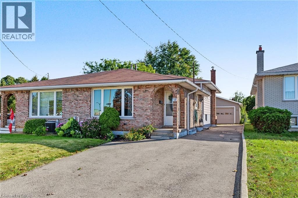 589 MOHAWK Road West