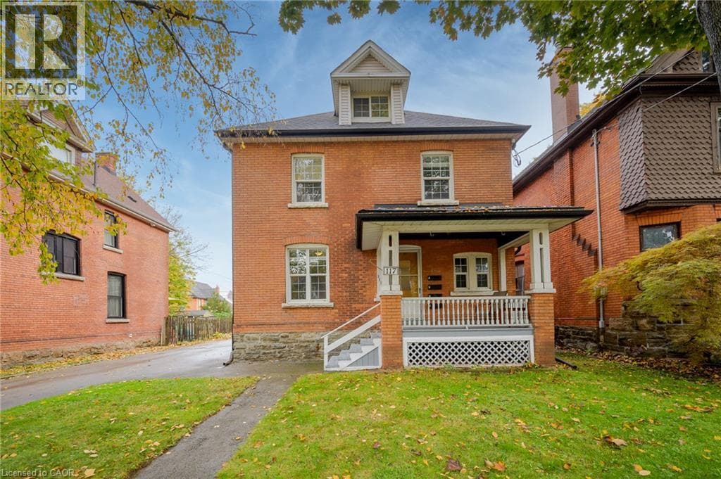 117 FAIRLEIGH Avenue South