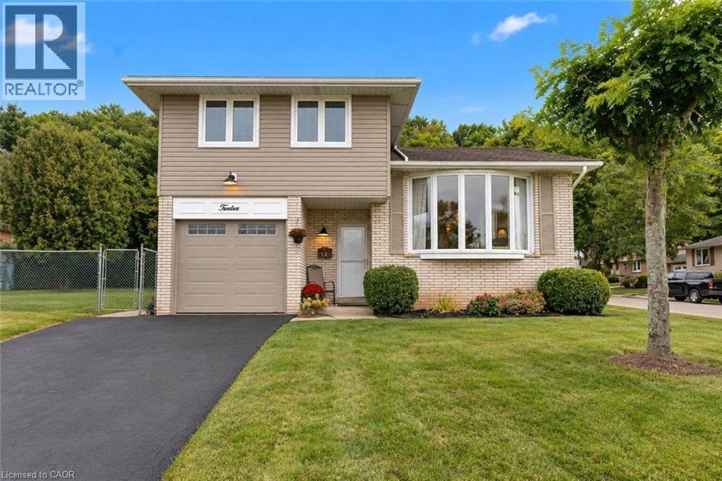 12 BRAE CREST Drive