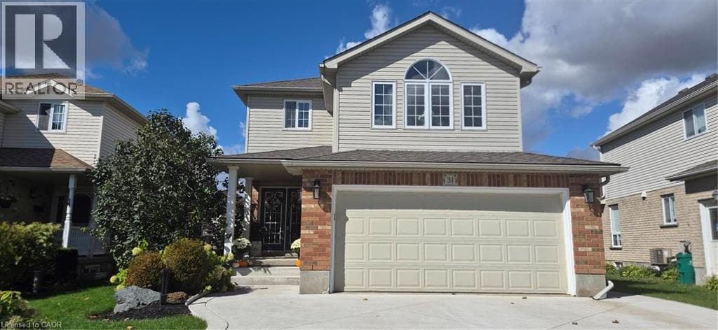 31 STIEFELMEYER Crescent
