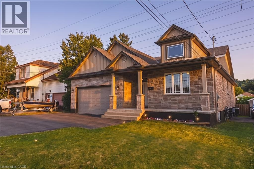 602 COCHRANE Road