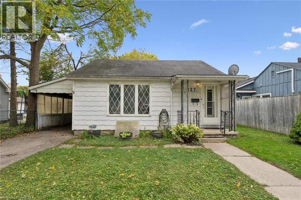 127 SPADINA Road East
