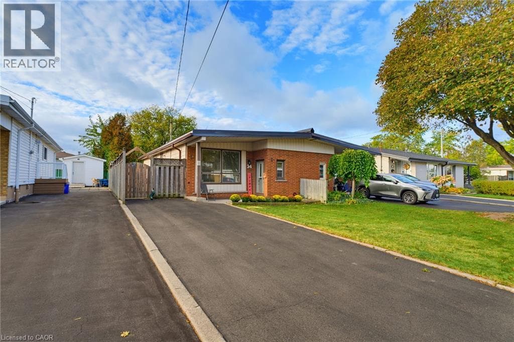 34 FIELDING Crescent