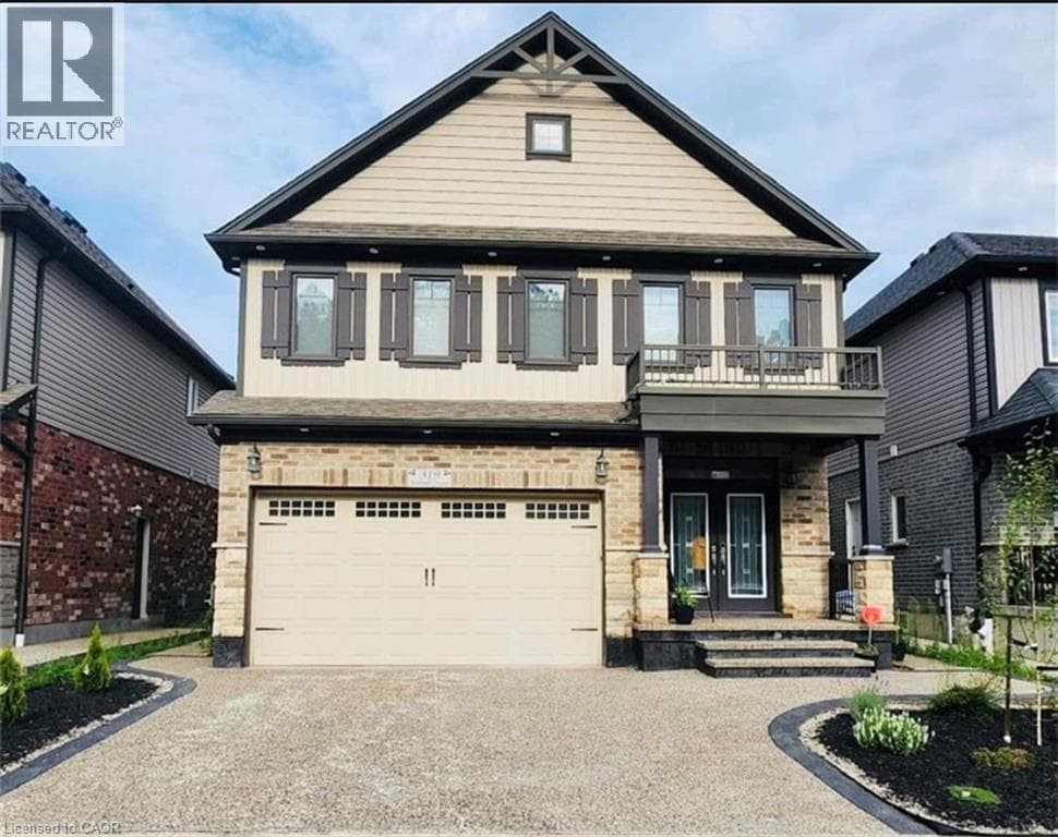 319 MOORLANDS Crescent