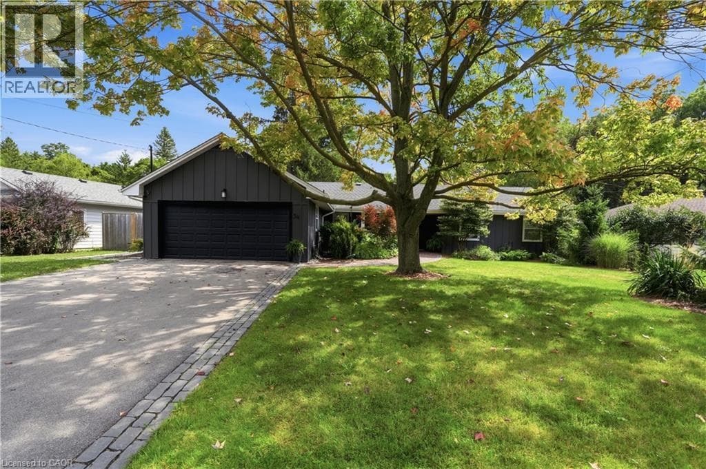 54 MAYFAIR Avenue