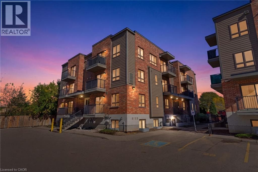 361 LANCASTER Street West Unit A13