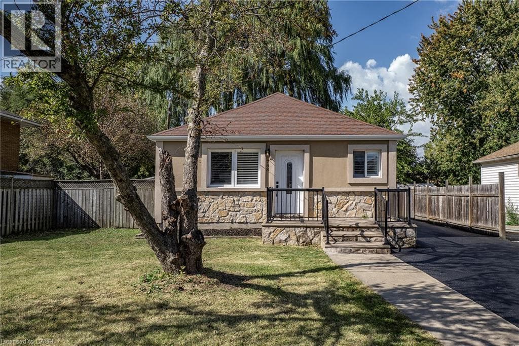 788 UPPER GAGE Avenue