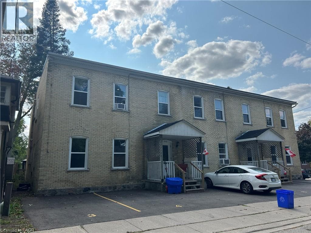 206 QUEENSTON Road Unit 8