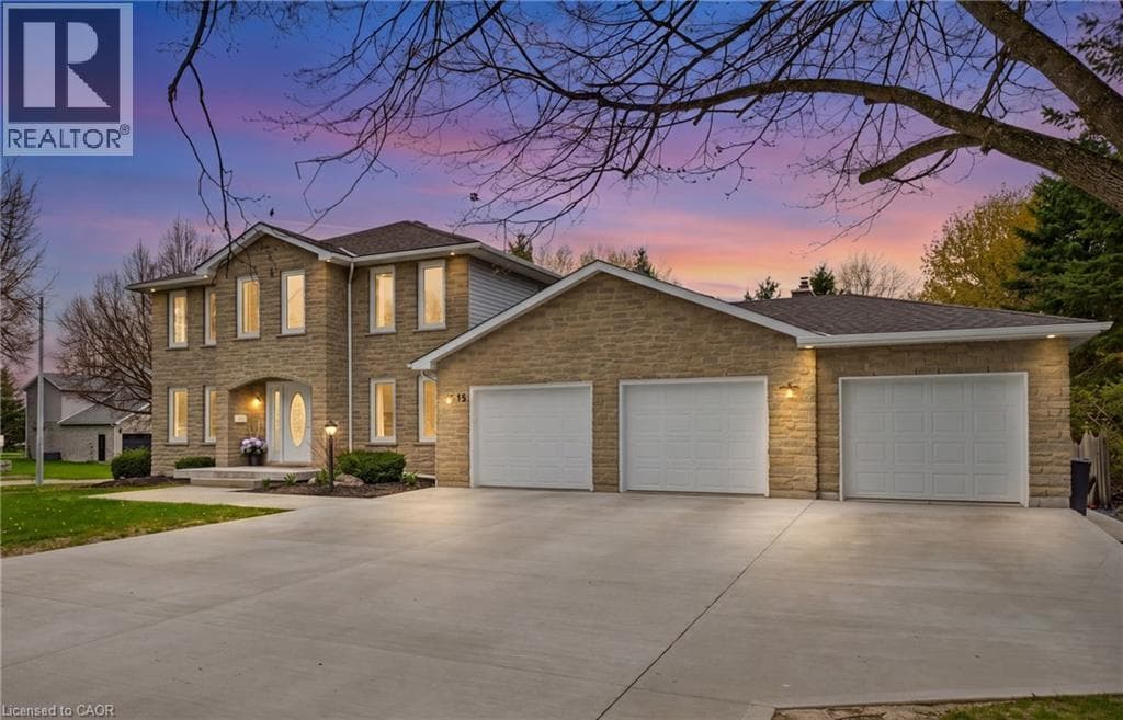 15 DANUBE Drive