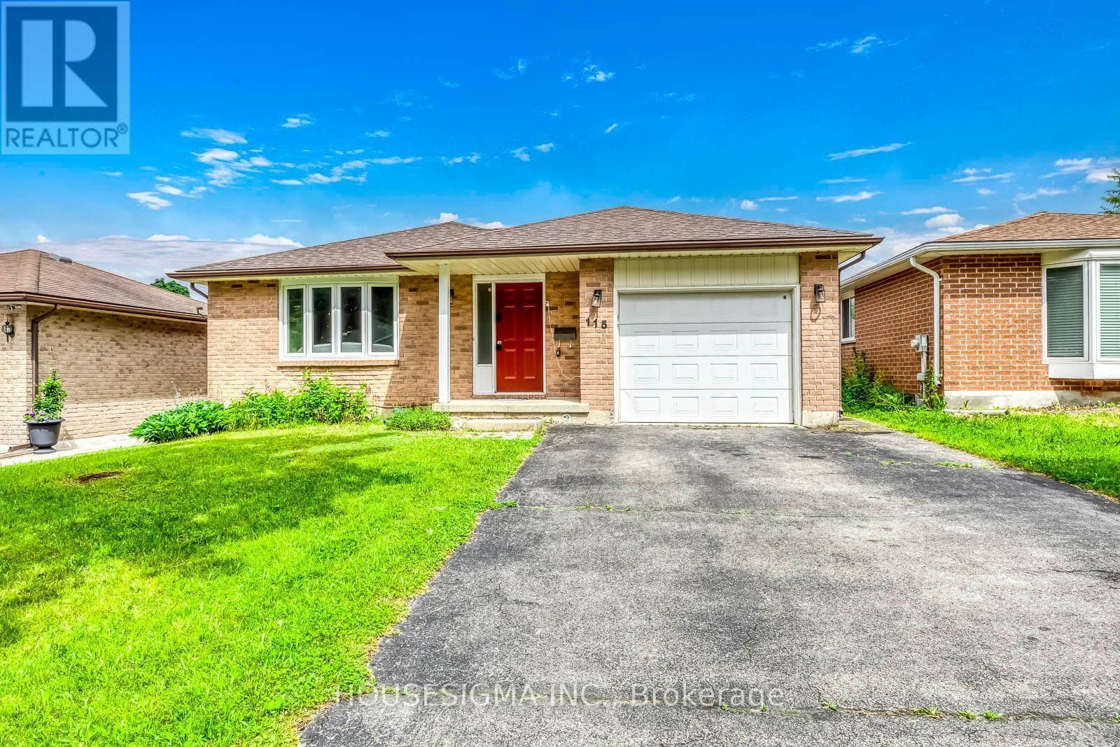 115 Scenic Wood Crescent