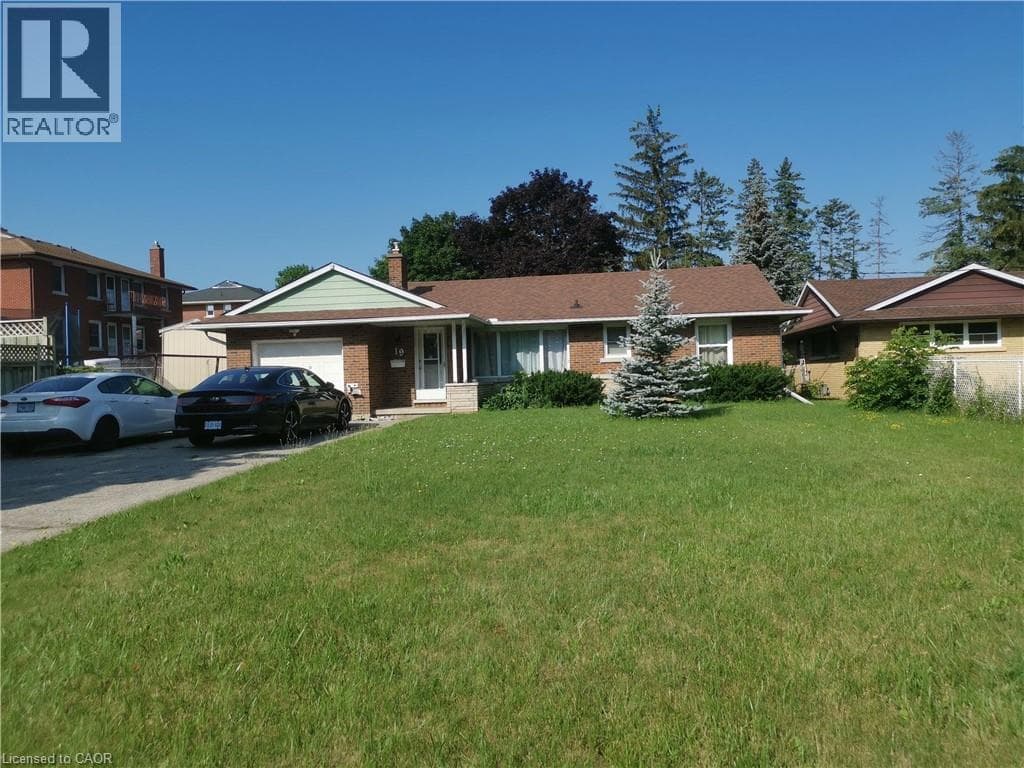 19 HAHN Place Unit Upper
