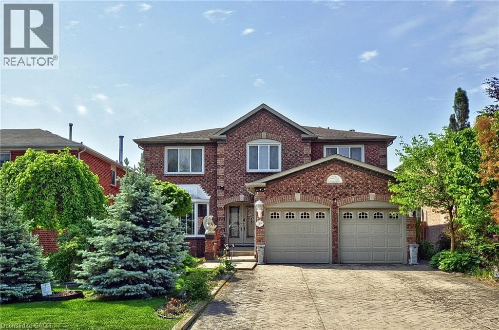 39 PEREGRINE Crescent