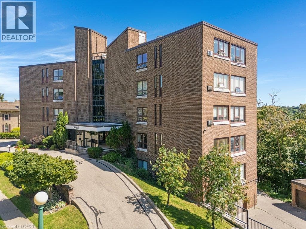 26 WENTWORTH Avenue Unit 2 S