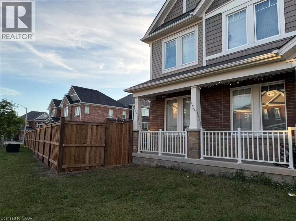 40 WANNAMAKER Crescent
