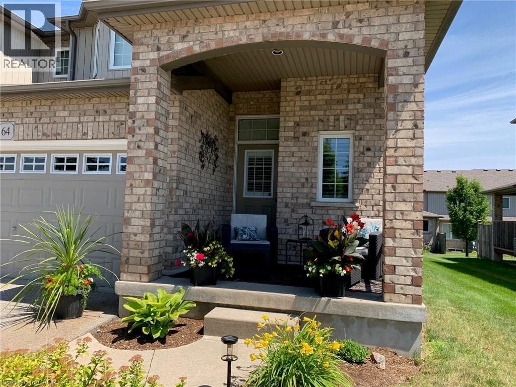 31 TOWNSEND Drive Unit 64