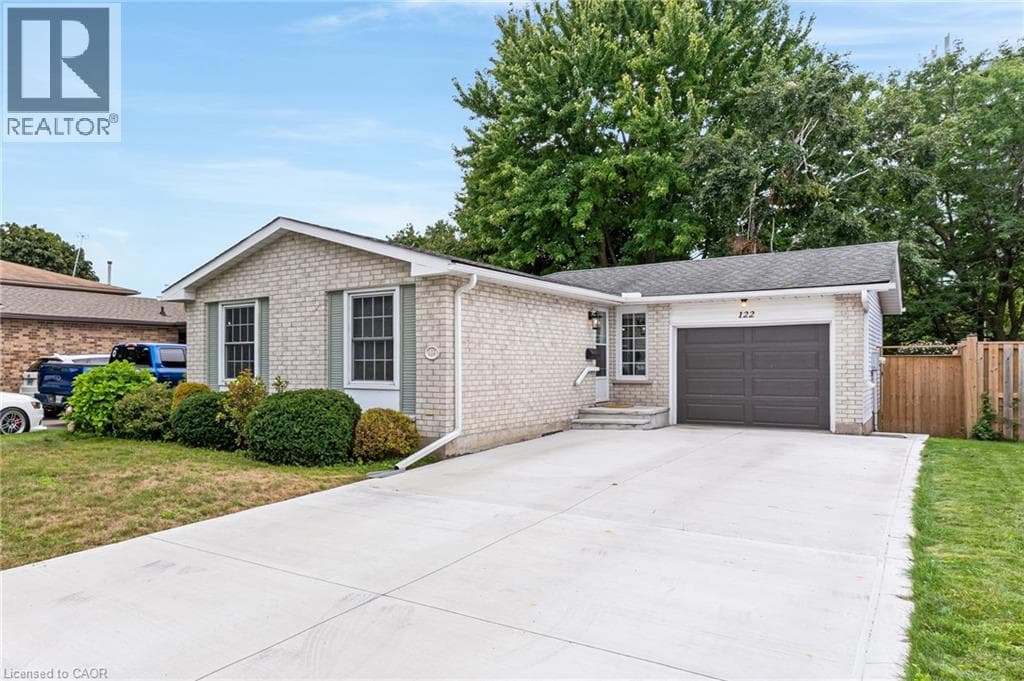 122 FOXRIDGE Drive