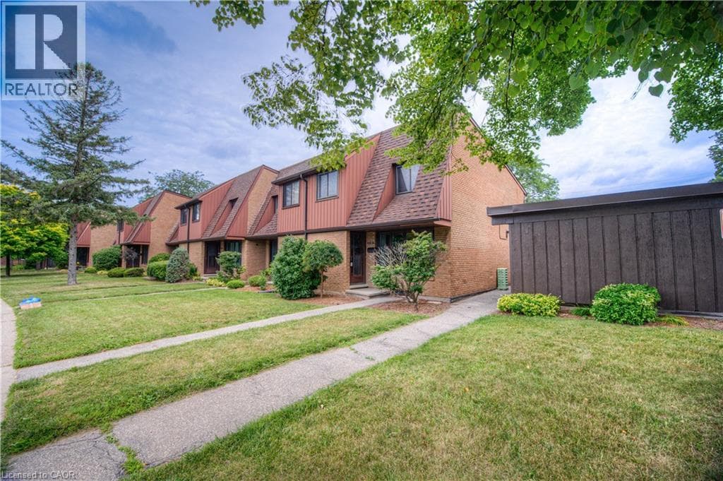 112 KINGSWOOD Drive Unit 21