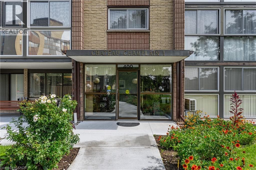 400 CHAMPLAIN Boulevard Unit 104