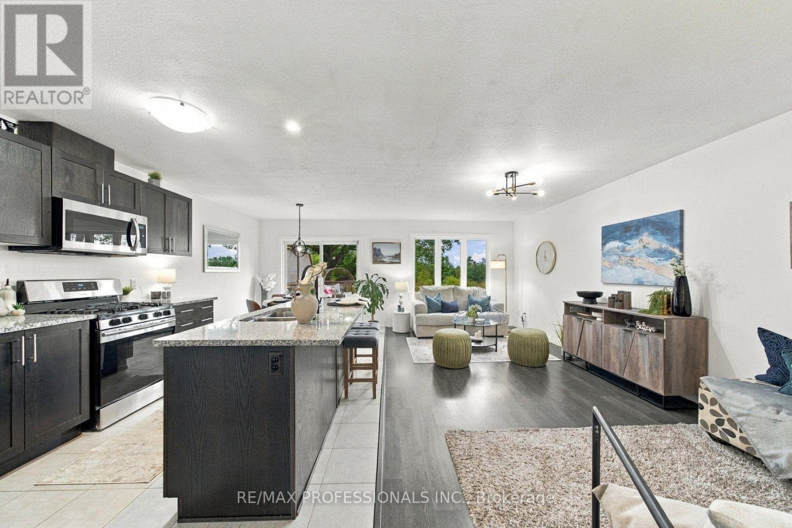 135 Hardcastle Drive Unit 31